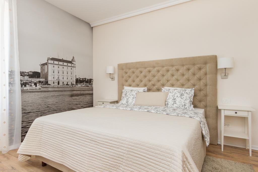 Spalatum Boutique Suites Σπλιτ Δωμάτιο φωτογραφία